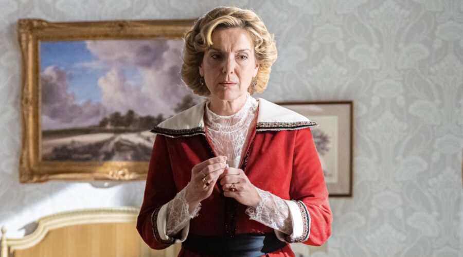 Eva Martín (Cruz Ezquerdo) in una scena de “La Promessa”. Credits: RTI Mediaset.