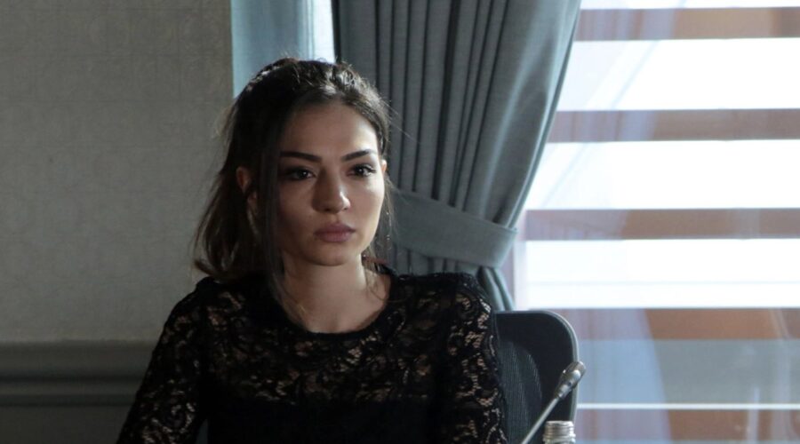 Melisa Pamuk (Asu Alacahan) in una scena di “Endless Love”. Credits: RTI Mediaset.