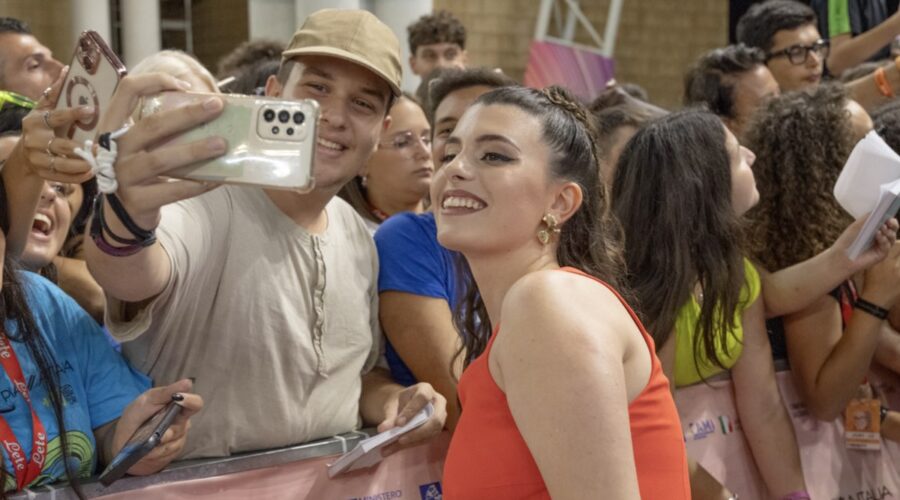 Giovanna Sannino Sul Carpet Di Giffoni 54 Credits Giffoni