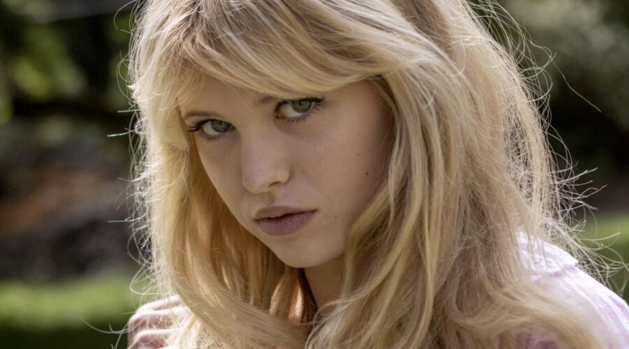 Julia De Nunez (Brigitte Bardot) in un posato per “Bardot”. Credits: RTI Mediaset.