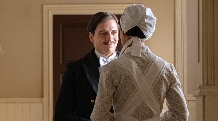 Marcos Orengo (Feliciano); Andrea Del Rio (Teresa Villamil) In La Promessa Credits Rete In Rete