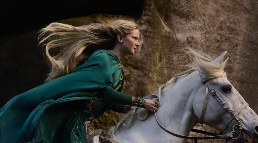 Morfydd Clark In Gli Anelli Del Potere 2 Credits Prime Video