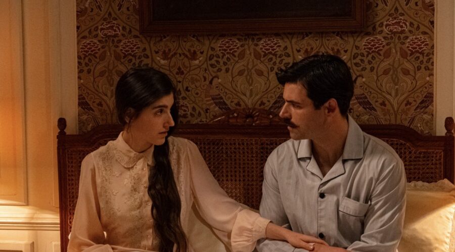 Paula Losada (Jimena De Los Infantes); Arturo Sancho (Manuel Luján) Credits Rete In Rete
