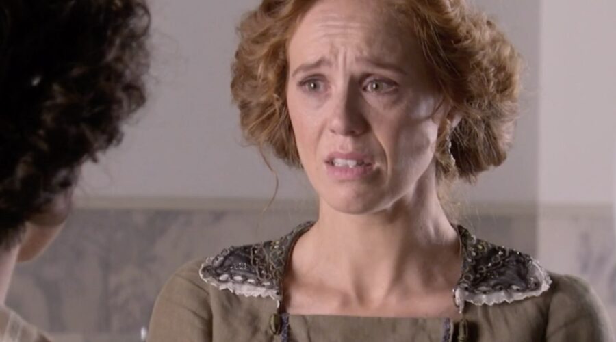 María Castro (Francisca Silva Torrealba) in una scena della puntata 143 di “Sei Sorelle”. Credits: Rai.