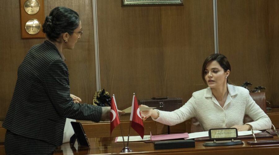 Hilal Altinbilek (Züleyha) in una scena di “Terra Amara”. Credits: RTI Mediaset.
