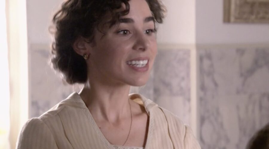 Candela Serrat (Celia Silva Torrealba) in una scena della puntata 143 di “Sei Sorelle”. Credits: Rai.