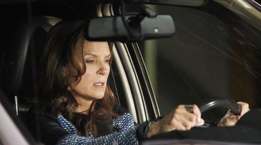 Kimberlin Brown (Sheila Carter) in un fotogramma di “Beautiful”. Credits: Cattura schermo/BBL Distribution/RTI Mediaset.