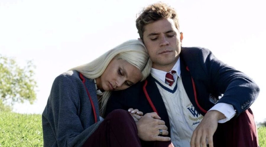 Valentina Zenere E Iván Carvalho In Elite 8 Credits Netflix