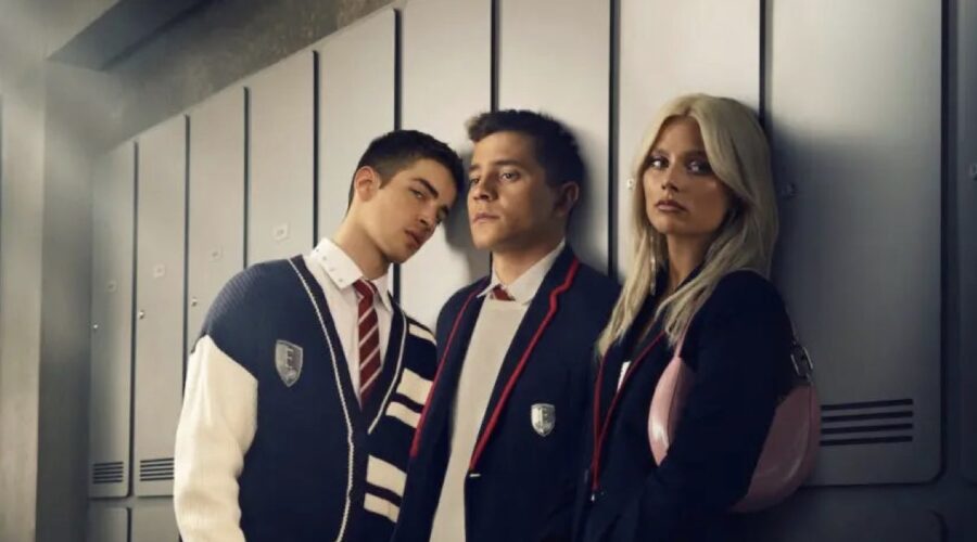Valentina Zenere,gleb Abrosimov E Iván Carvalho In Elite 8 Credits Netflix.jpeg