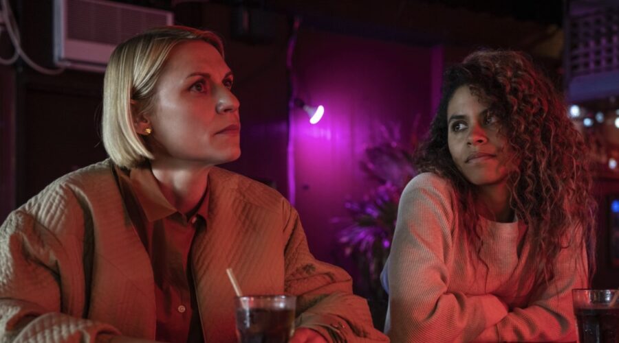 Da sinistra: Claire Danes (Sam Browne) e Zazie Beetz (Mel Harmony) in una scena di “Full Circle”. Credits: TimVision.