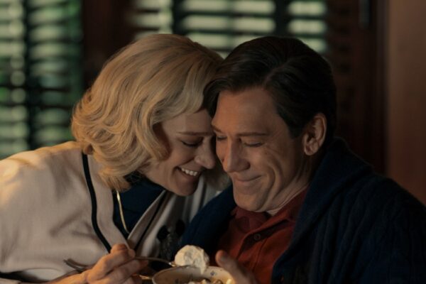 Javier Bardem E Chloë Sevigny In Monsters La Storia Di Lyle Ed Erik Menendez Credits Netflix