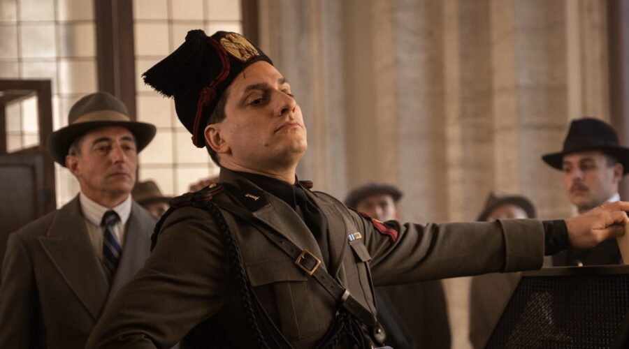 Luca Marinelli È Mussolini In M Il Figlio Del Secolo Credits Sky