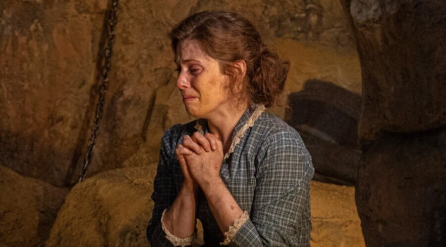 Sara Molina (Maria Fernandez) In La Promessa Credits Rete In Rete