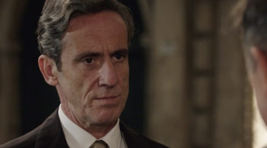 Alessandro Mor (Andrea Gallo) in una scena della puntata 13 de “Il Paradiso Delle Signore 9”. Credits: Rai.