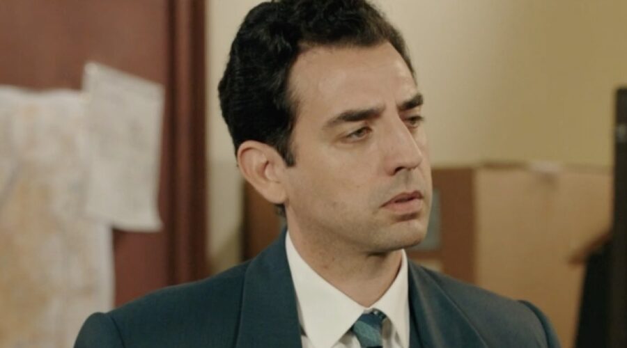 Luca Ferrante (Gianlorenzo Botteri) in una scena della puntata 2 de “Il Paradiso Delle Signore 9”. Credits: Rai.