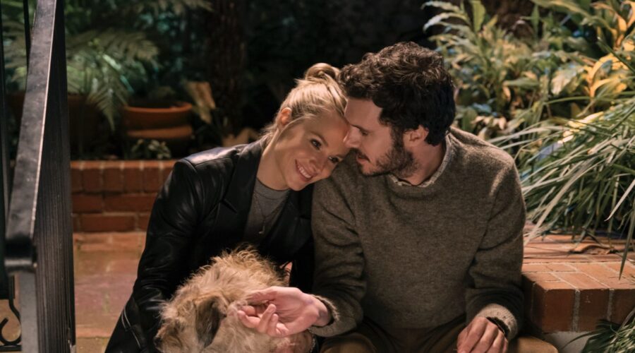 Da sinistra: Kristen Bell (Joanne) e Adam Brody (Noah) in una scena di “Nobody Wants This” Credits: Hopper Stone/Netflix © 2024