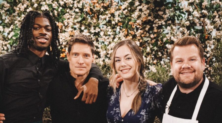 Da sinistra: Lil Nas X, Sean Kanan (Deacon), Annika Noelle (Hope) e James Corden in un post Instagram per “Beautiful”. Credits: Cbs.