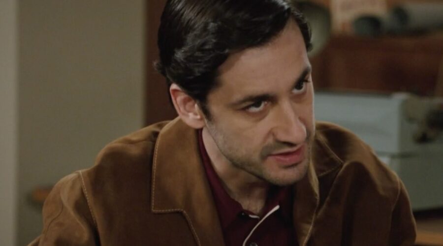 Piero Cardano (Mario Oradei) in una scena della puntata 4 de “Il Paradiso Delle Signore 9”. Credits: Rai.
