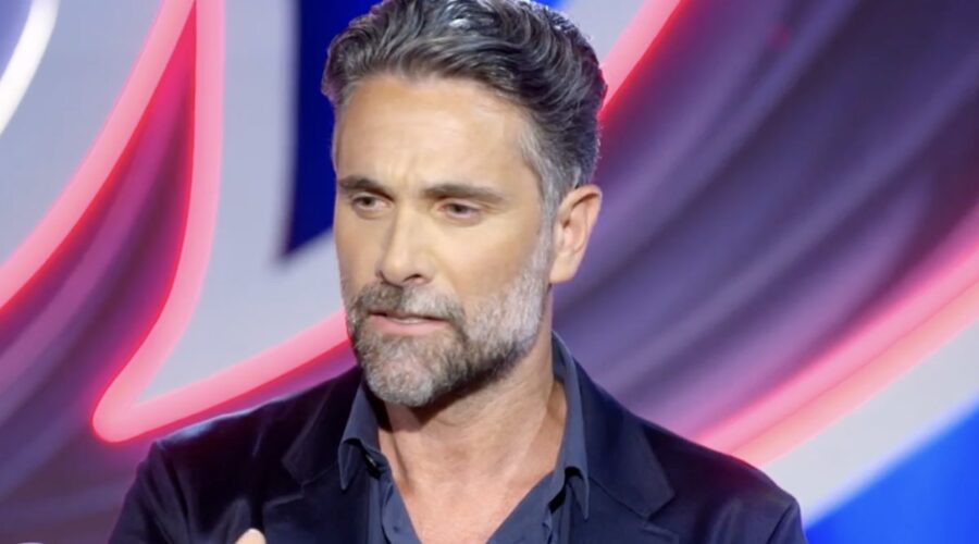 Screenshot di Luca Calvani nella clip di presentazione al “Grande Fratello 2024”. Credits: Mediaset.