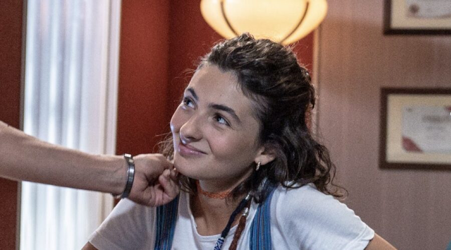 Tecla Insolia (Marina Caruso) in una scena di “Sempre Al Tuo Fianco”. Credits: Rai.