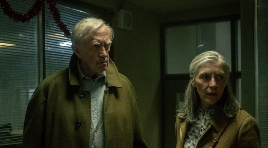 Jonathan Pryce And Saskia Reeves In