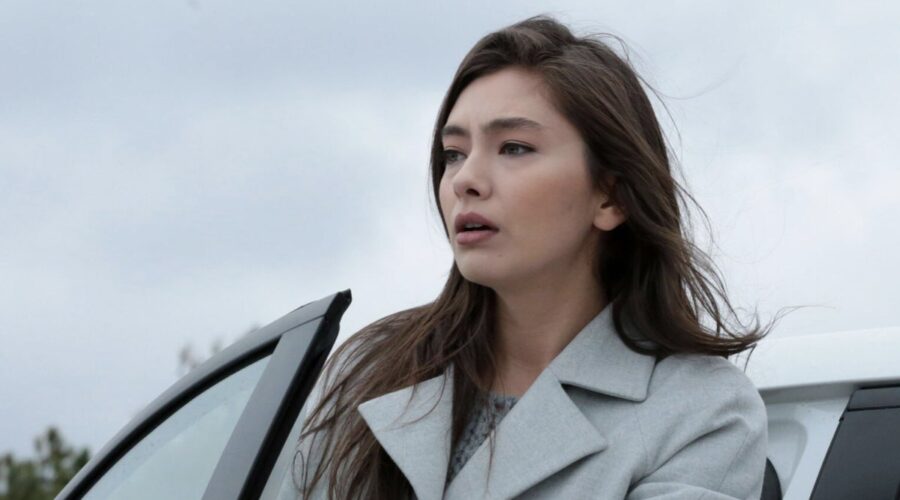 Neslihan Atagül (Nihan Sezin) in una scena di “Endless Love”. Credits: RTI Mediaset.