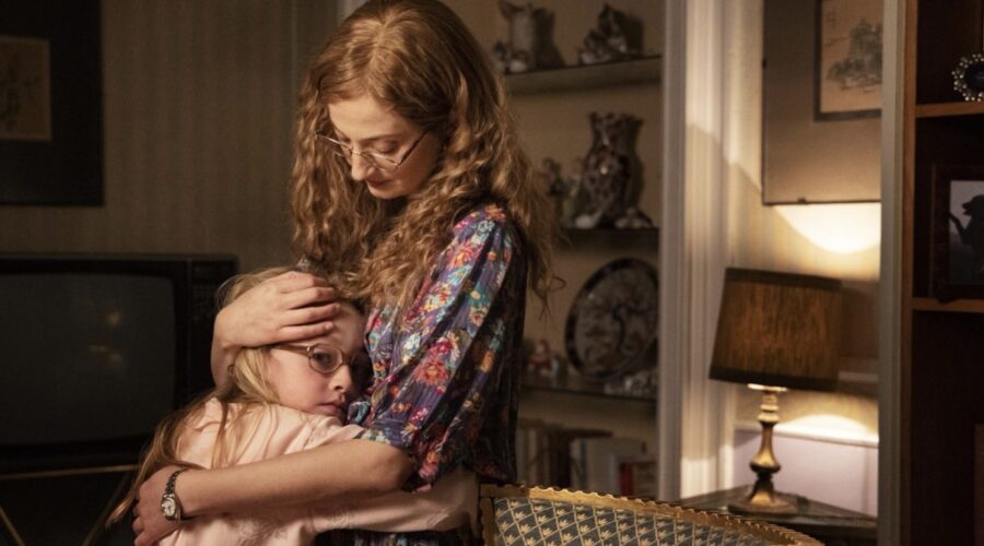 Alba Rohrwacher (Elena) in una scena di “L'amica geniale 4”. Credits: Rai.