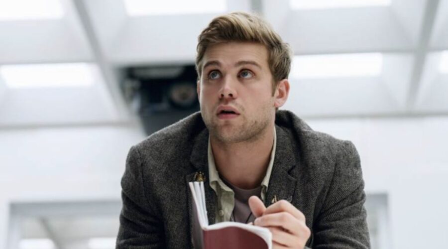 Leo Woodall E In Prime Target Credits Apple Tv Plus