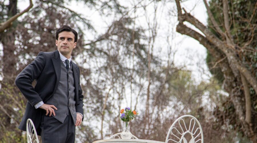 Alejandro Vergara (Abel) in una scena de “La Promessa” in onda su Canale 5. Credits: RTI Mediaset.