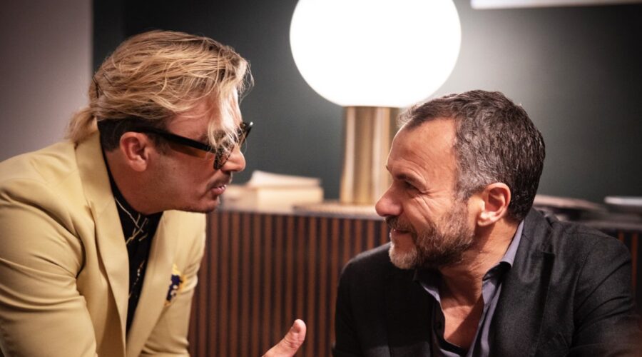 Francesco Di Leva (Tricarico) e Massimiliano Gallo in una scena di “Vincenzo Malinconico - Avvocato d'insuccesso 2”. Credits: Rai.