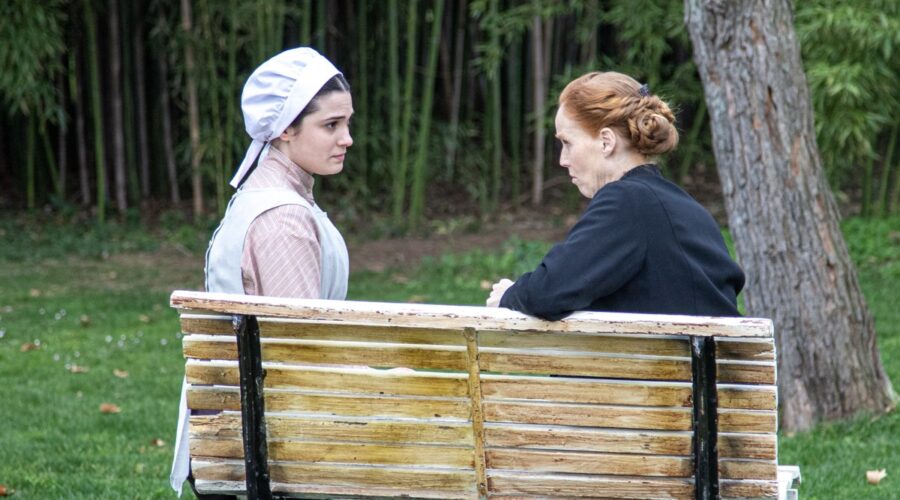 La Promessa Iii - 335 Retequattro - 1a Tv Laura Lafuente (Virtudes Carranza); Maria Castro (Pia Adarre) Credits Rete In Rete