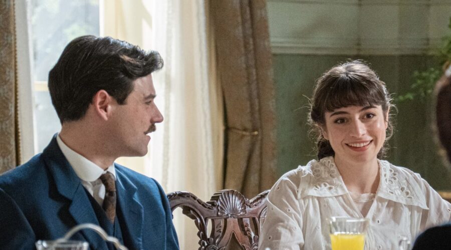 La Promessa Iii- 346 Retequattro - 1a Tv Arturo Sancho (Manuel Luján); Paula Jornet (Blanca Palomar) Credits Rete In Rete