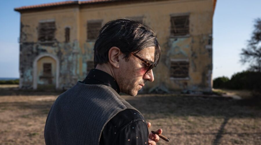 Luigi Lo Cascio (Nino) in una scena di