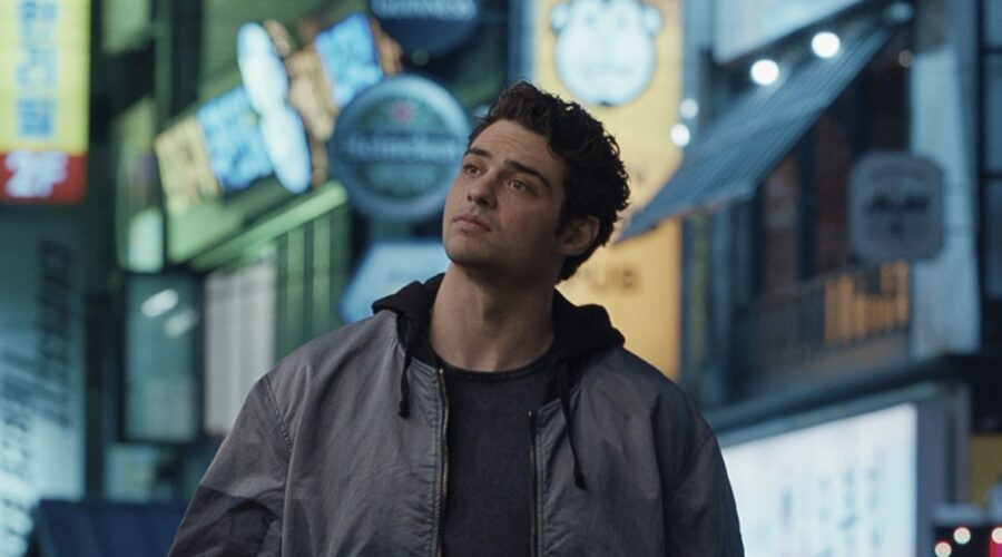 The Recruit. Noah Centineo As Owen Hendricks In Episode 201 Of The Recruit. Cr. Courtesy Of Netflix