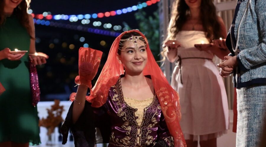 Endless Love Ii Canale 5 - 1a Tv Neslihan Atagül (Nihan Sezin) Credits Rete In Rete