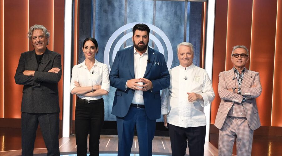 I Giudici Di Masterchef 2024 Con Debora E Iginio Massari Credits Sky