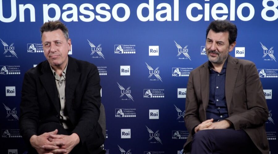 Intervista a Gianmarco Pozzoli (Huber) e Enrico Ianniello (Vincenzo). Per “Un Passo Dal Cielo 8”. Credits: Tvserial.it.