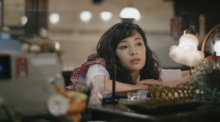 Machiko Ono (Makiko) in una scena di “Asura”. Credits: Netflix.
