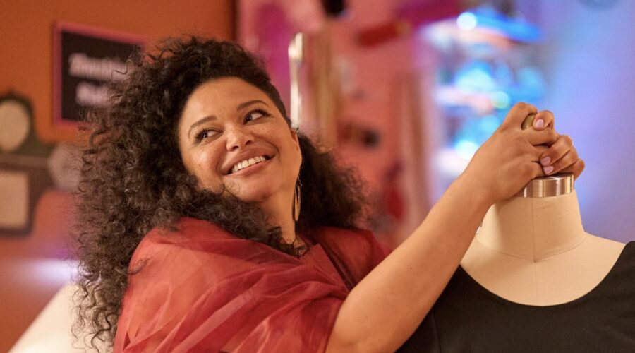 Michelle Buteau In Una Scena Di Survival Of The Thickest 2 Credits Netflix