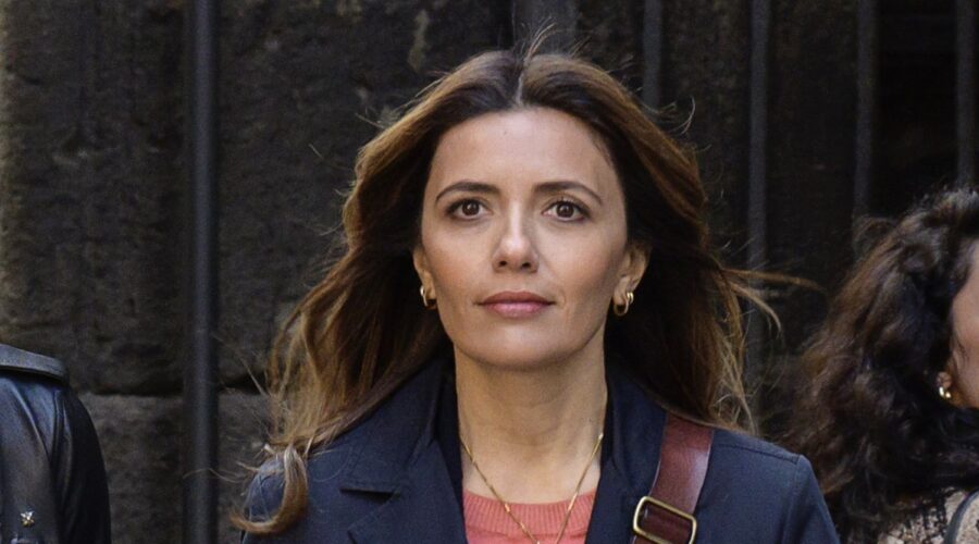Serena Rossi (Mina) in una scena di “Mina Settembre 3”. Credits: Anna Camerlingo e Rai.
