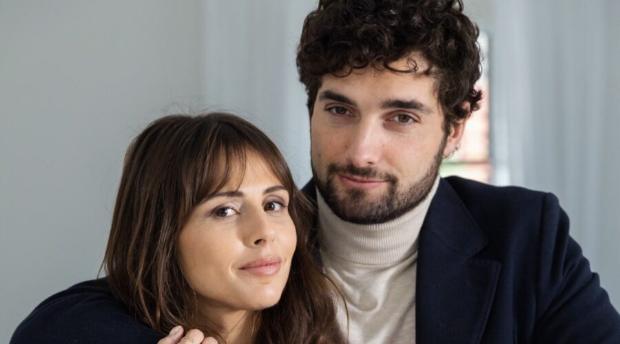 Da sinistra: Benedetta Valanzano (Valeria) e Luca Turco (Niko) in “Un Posto Al Sole”. Credits: Rai.