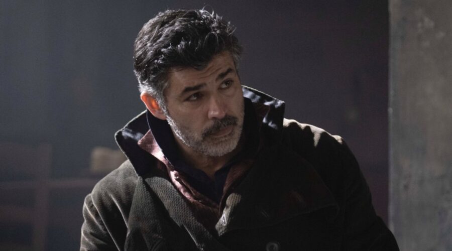 Carmine Recano (Domenico) in una scena di “Belcanto”. Credits: Rai.