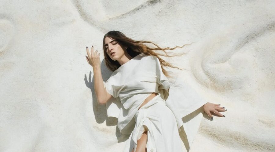 Copertina Di Eco Di Joan Thiele Credits Guglielmo_profeti Per Sony Music Italy