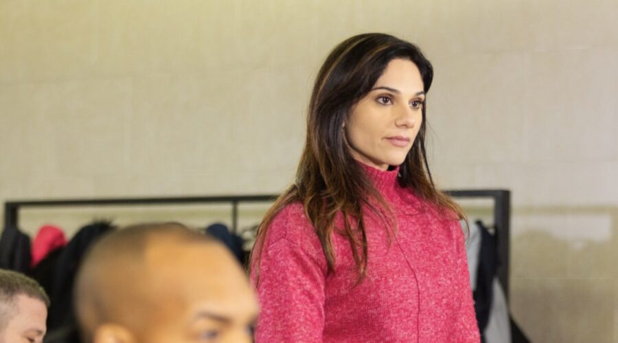 Daniela Ioia (Rosa) in “Un Posto Al Sole”. Credits: Rai.