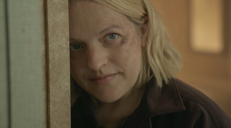 Elisabeth Moss In The Handmaid's Tale 6 Credits Timvision
