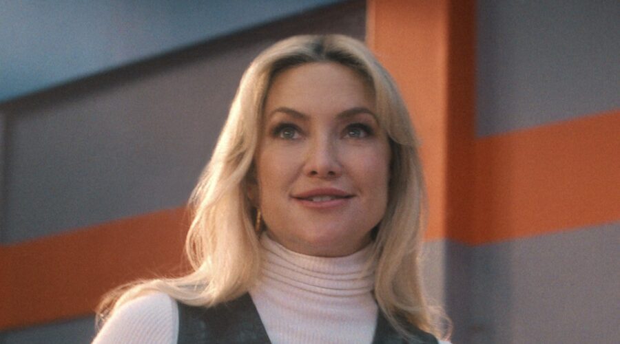 Kate Hudson As Isla Gordon And Brenda Song As Ali In Episode 101 Of Running Point. Cr. Courtesy Of Netflix