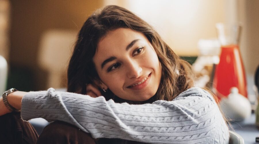 Ludovica Ciaschetti È Olly In Che Dio Ci Aiuti 8 Credits Lux Vide E Rai Fiction