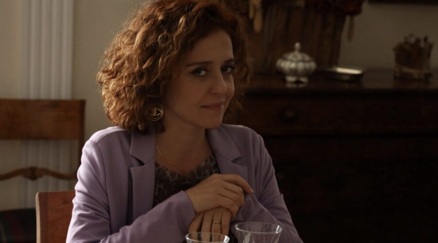 Vanessa Scalera (Imma) in una scena di “Imma Tataranni” 4. Credits: Rai.