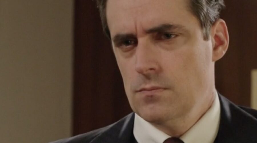 Flavio Parenti (Tancredi Di Sant'Erasmo) in una scena della puntata 120 de “Il Paradiso Delle Signore 9”. Credits: Rai.