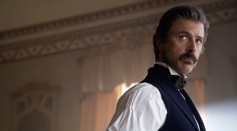 Kim Rossi Stuart (Don Fabrizio Corbera) in una scena de “Il Gattopardo”. Credits: Netflix/Lucia Iuorio.